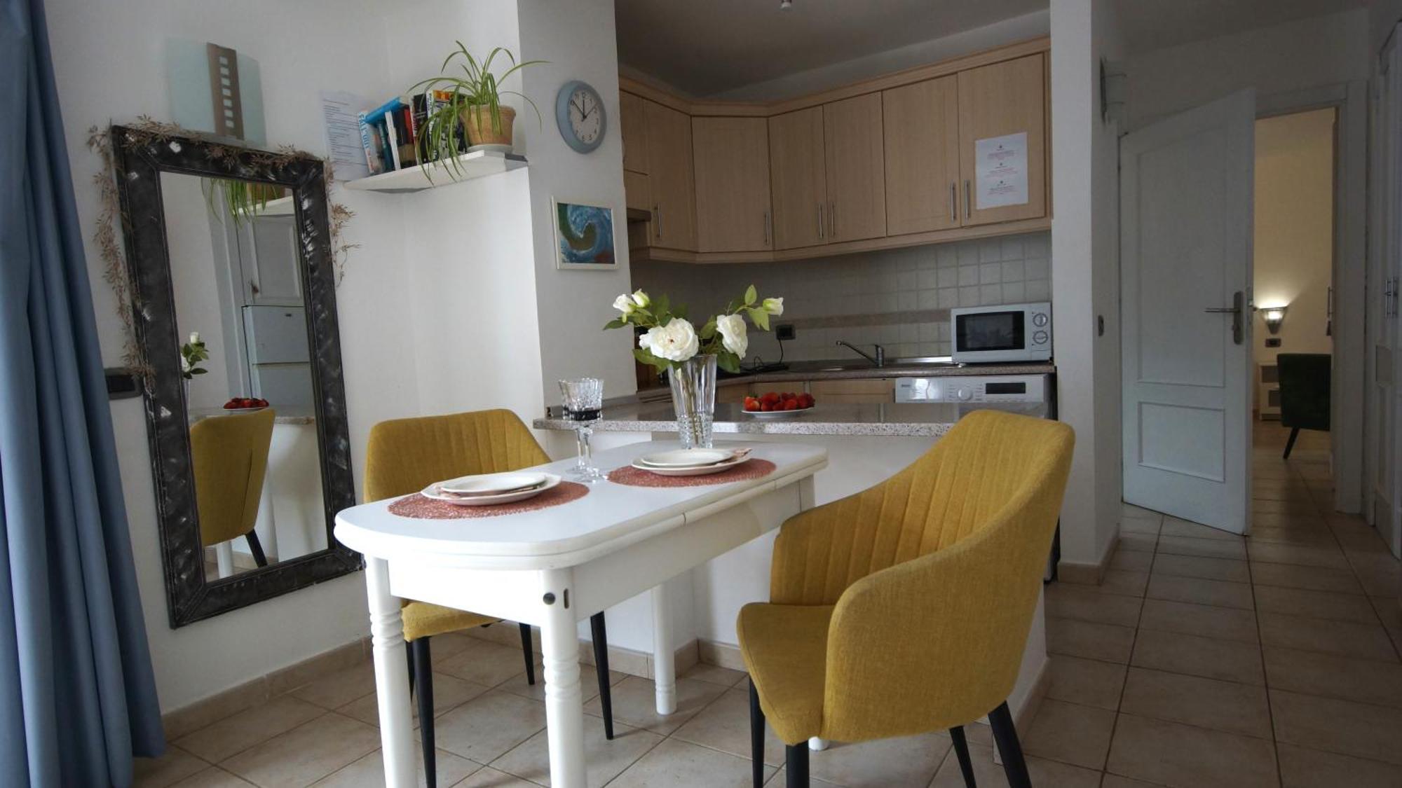 Apartamento Familiar Con Piscina Con Wi Fi En Los Cristianos Los Cristianos  Luaran gambar