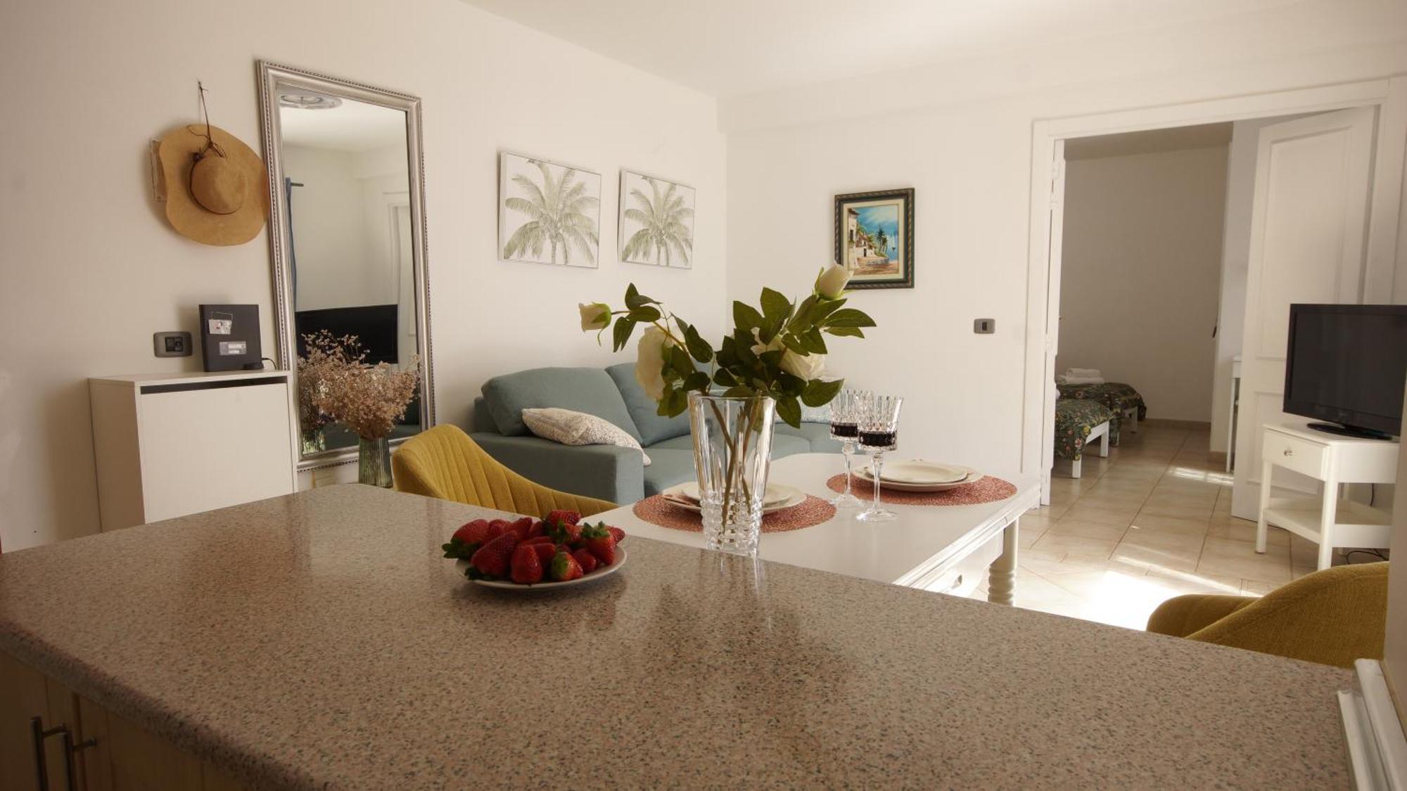Apartamento Familiar Con Piscina Con Wi Fi En Los Cristianos Los Cristianos  Luaran gambar