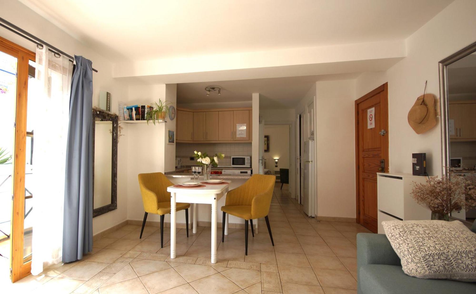 Apartamento Familiar Con Piscina Con Wi Fi En Los Cristianos Los Cristianos  Luaran gambar